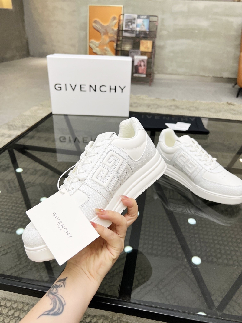 Givenchy Sneakers